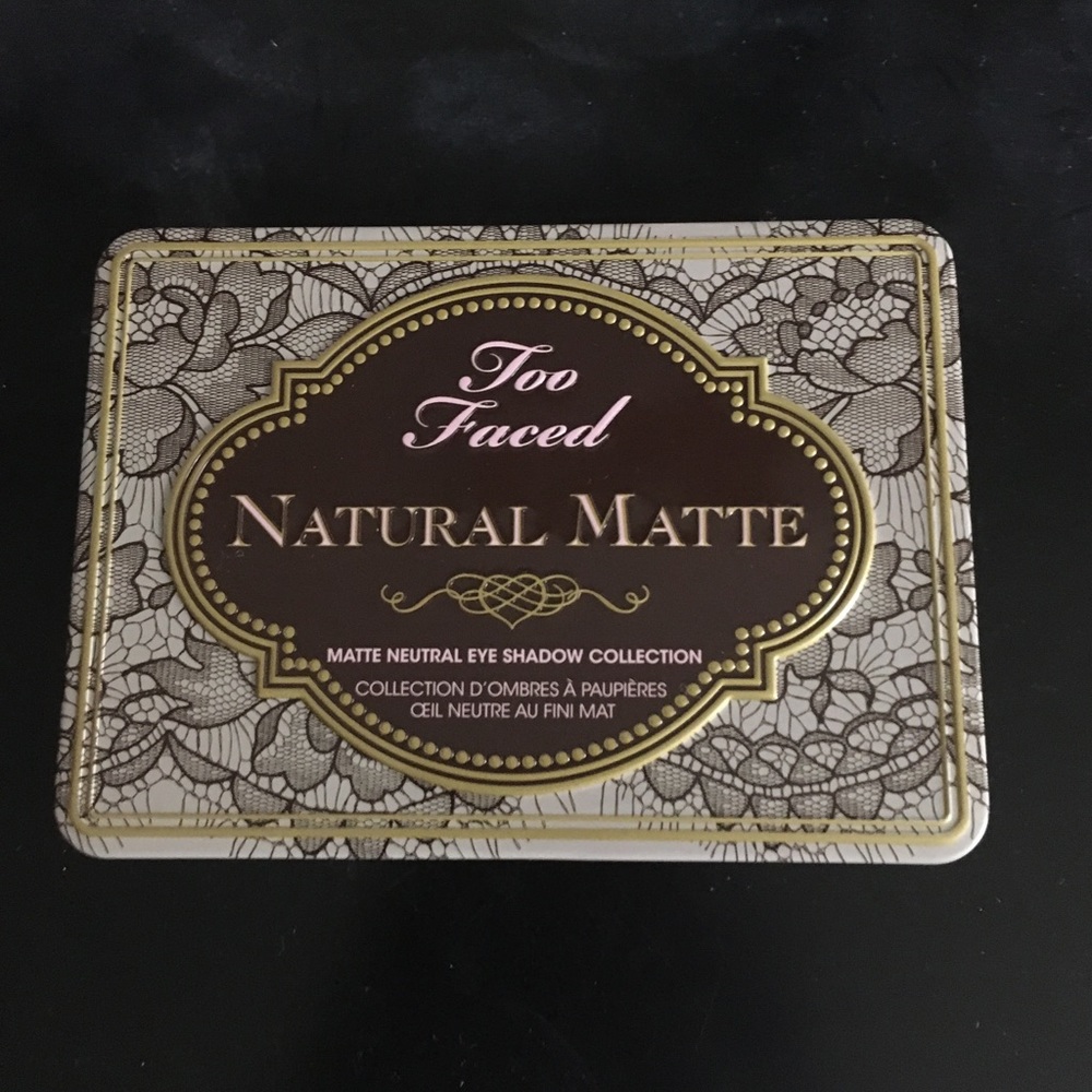 nwot too faced natural matte eyeshadow palette
